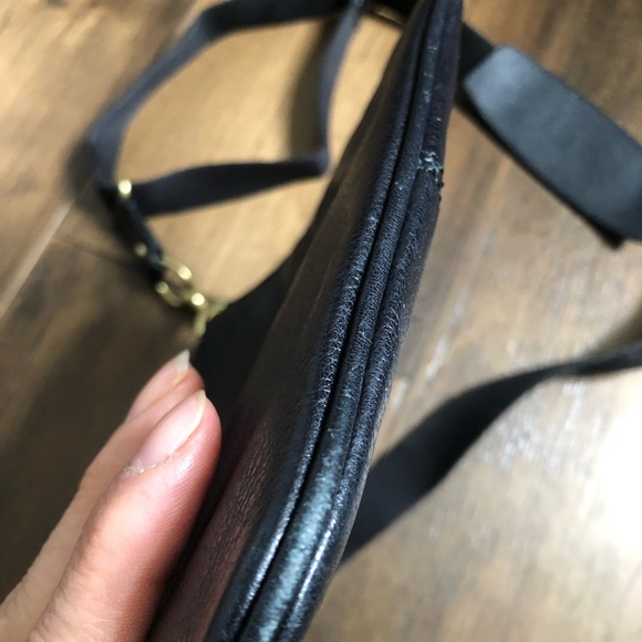 Coach across Body Leather Purse - Picture 7 of 10